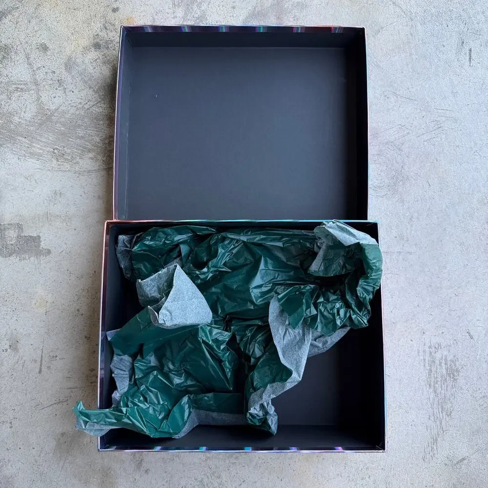 Rare Gucci Made in Italy Gift Box w/ Original Tissue Paper